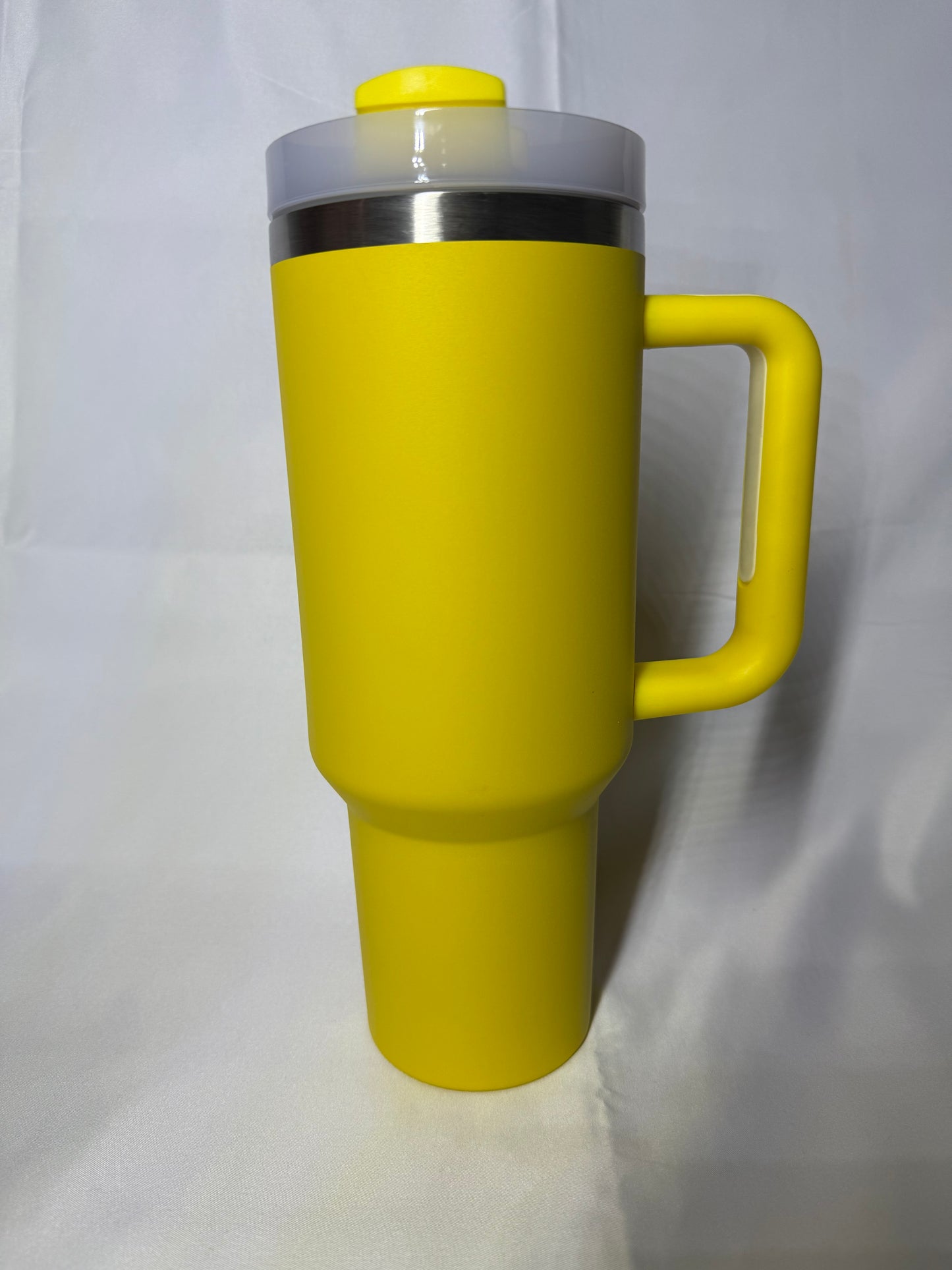 40oz Yellow silver trim tumbler (choose your design)