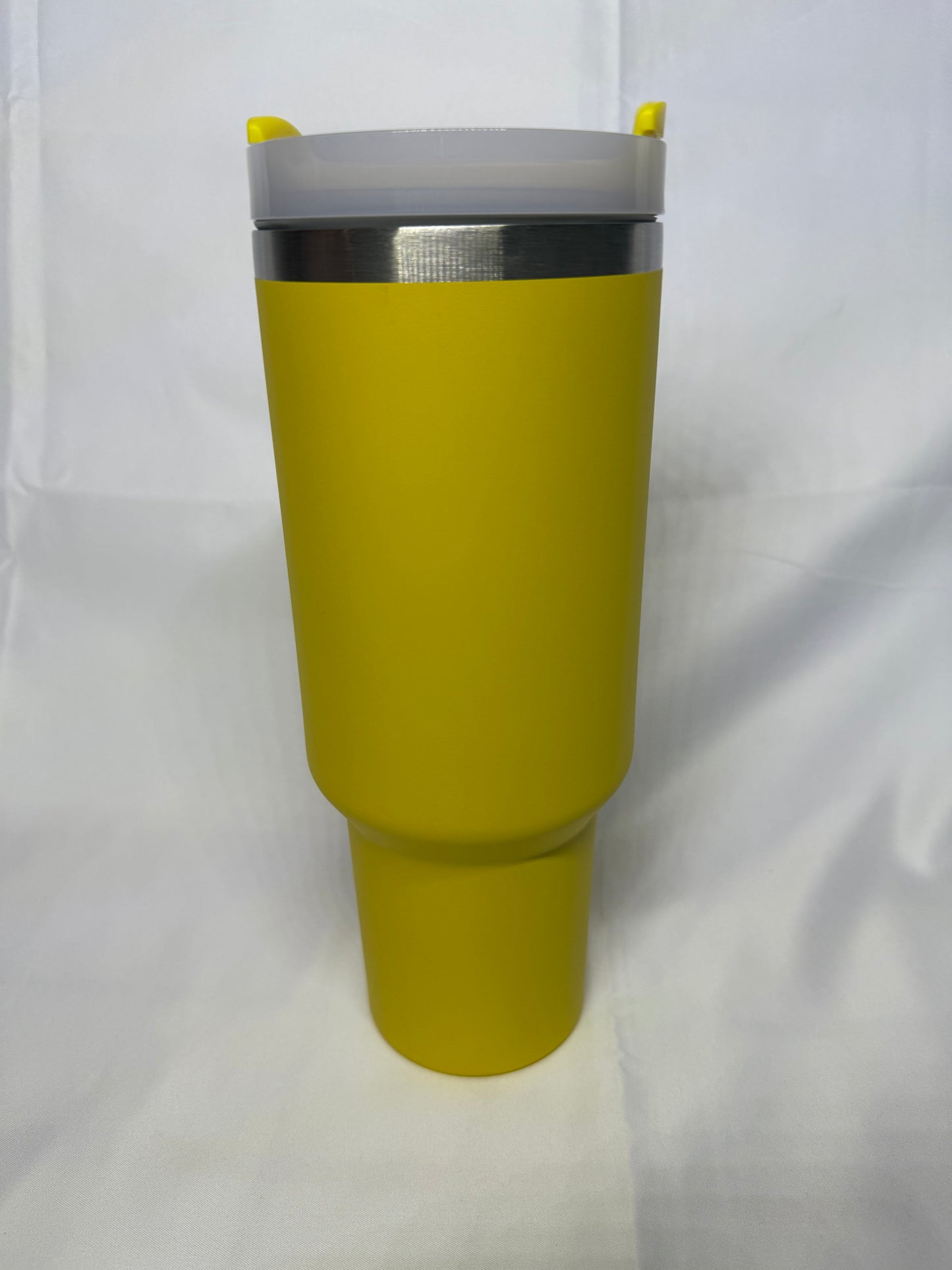 40oz Yellow silver trim tumbler (choose your design)